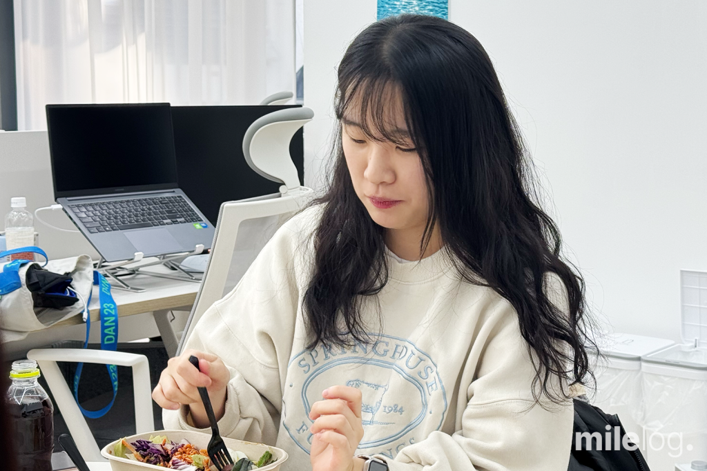 업무와 일상에 대해 진솔하게 이야기하는 이민지 대리의 프로필 사진