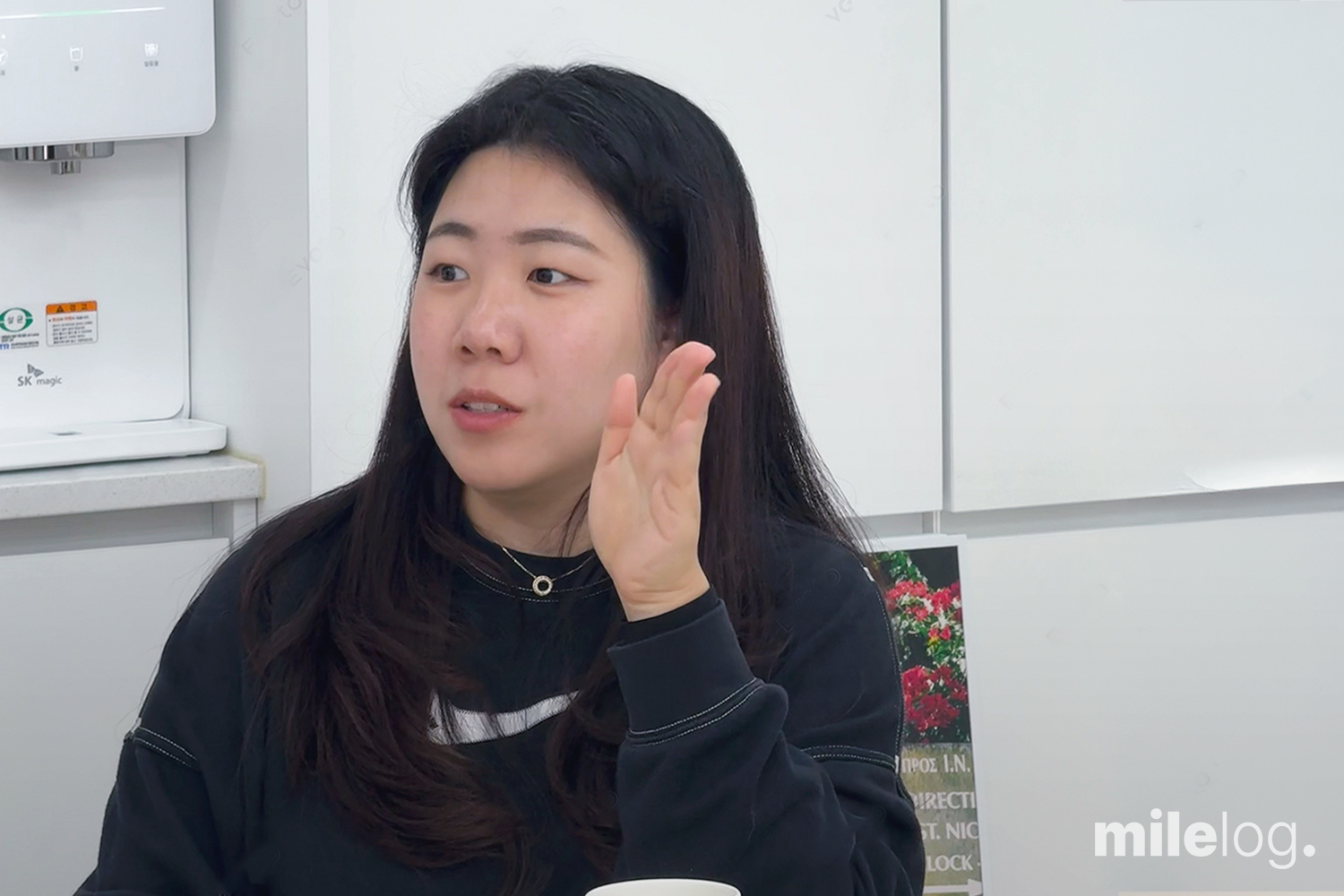 홍보팀 신정우 대리, “캠핑의 매력은 숯불 고기와 볶음밥이에요”