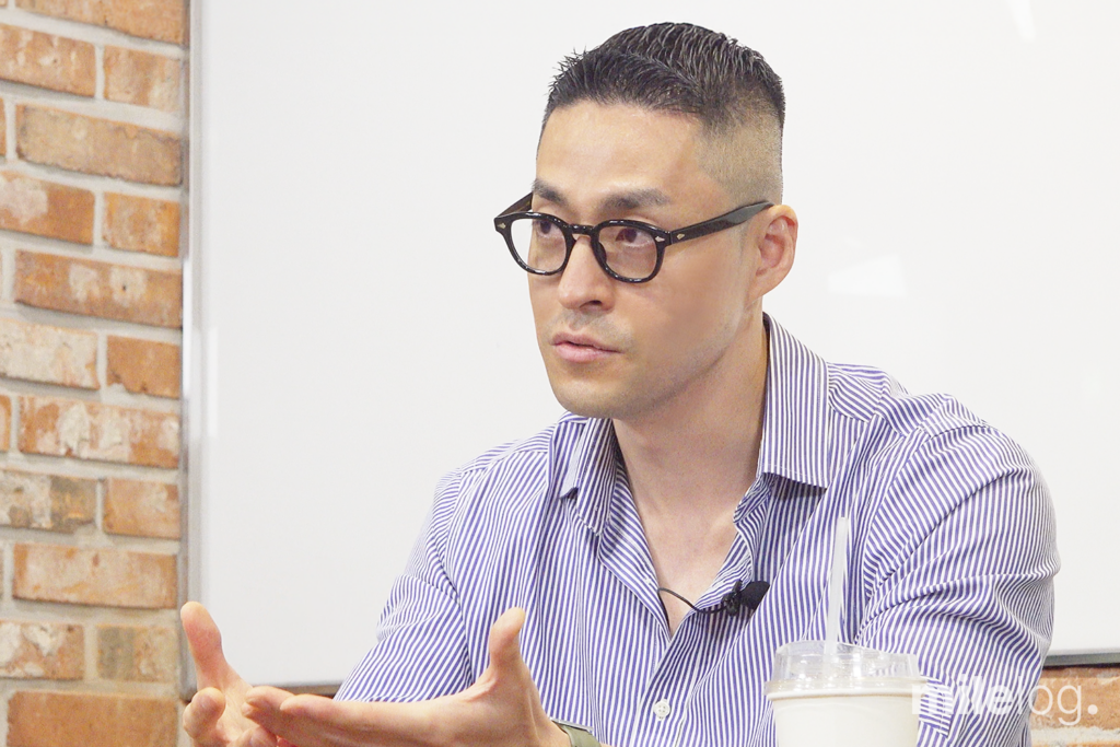 아웃스탠딩 인터뷰에 참여한 회계법인 마일스톤 권순환 회계사 모습